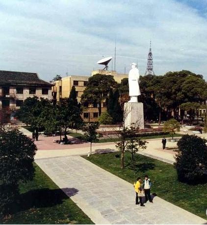 381分能上什么大学,高考381分左右文科理科能上的大学